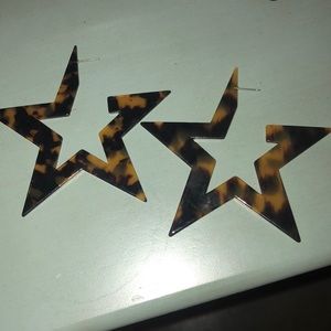 NWOT Tortoise Star Earrings